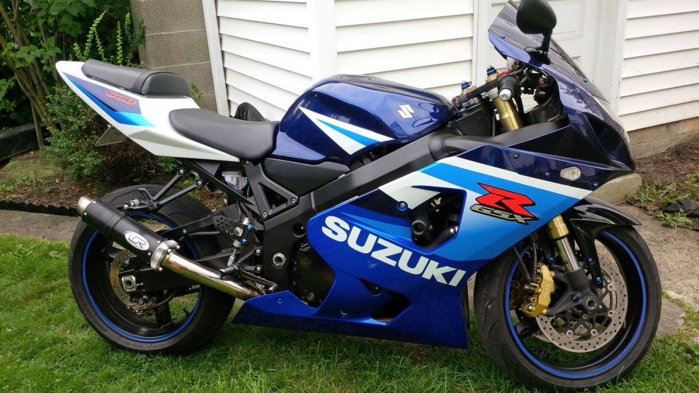 Suzuki GSXR 600 мотоциклы