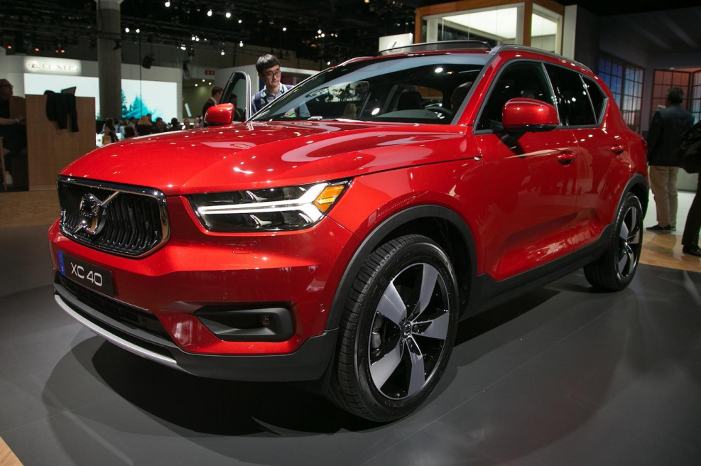 Volvo xc40 Red