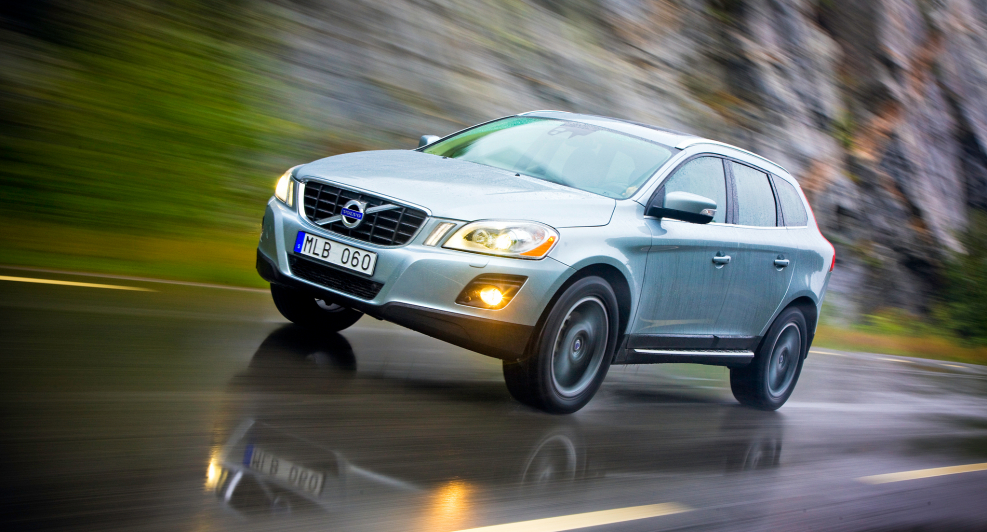 Кроссовер Volvo xc60 2010