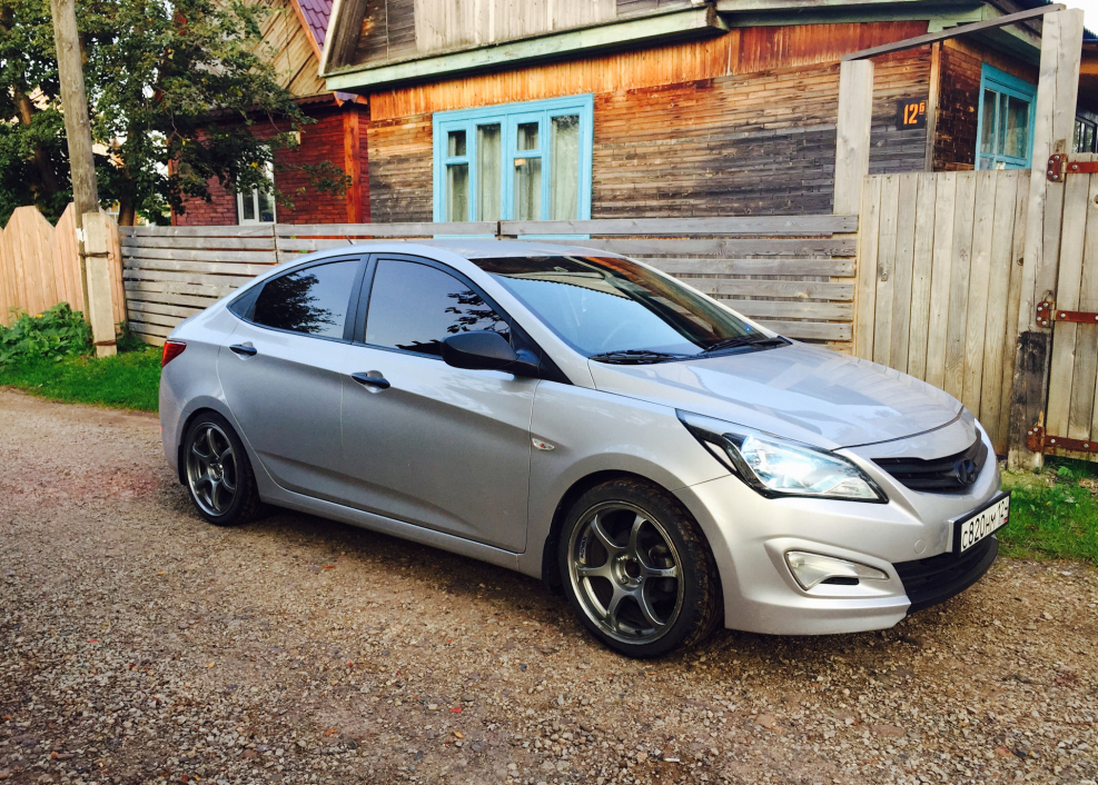 Hyundai Solaris r17