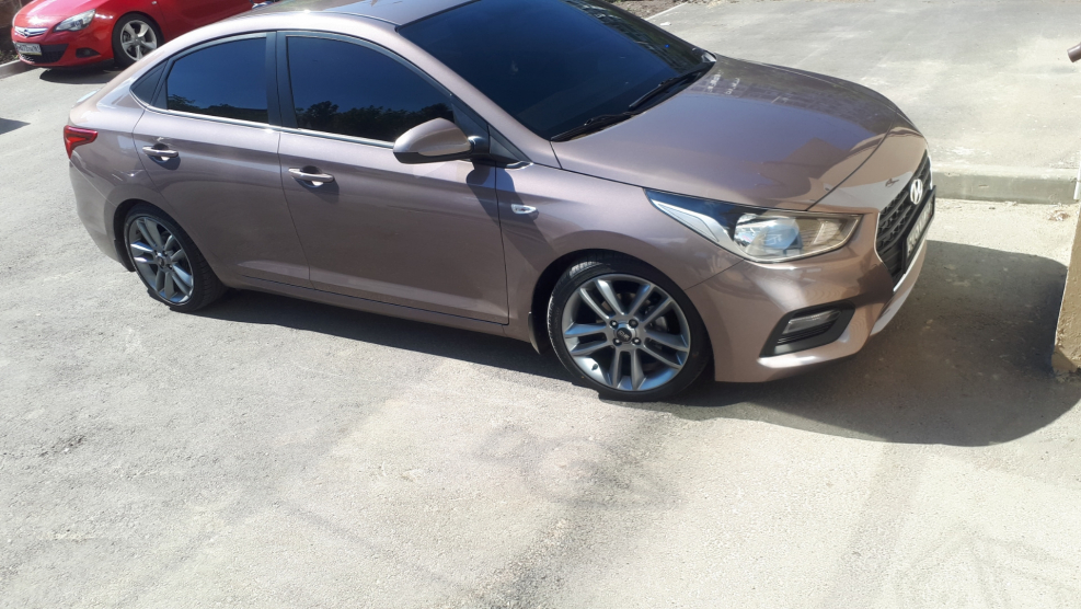 Hyundai Solaris 2 r17