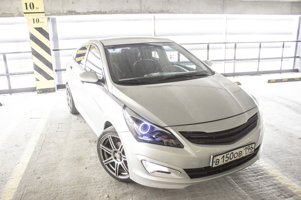 Hyundai Solaris 2077