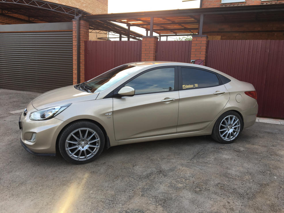 Hyundai Solaris r17