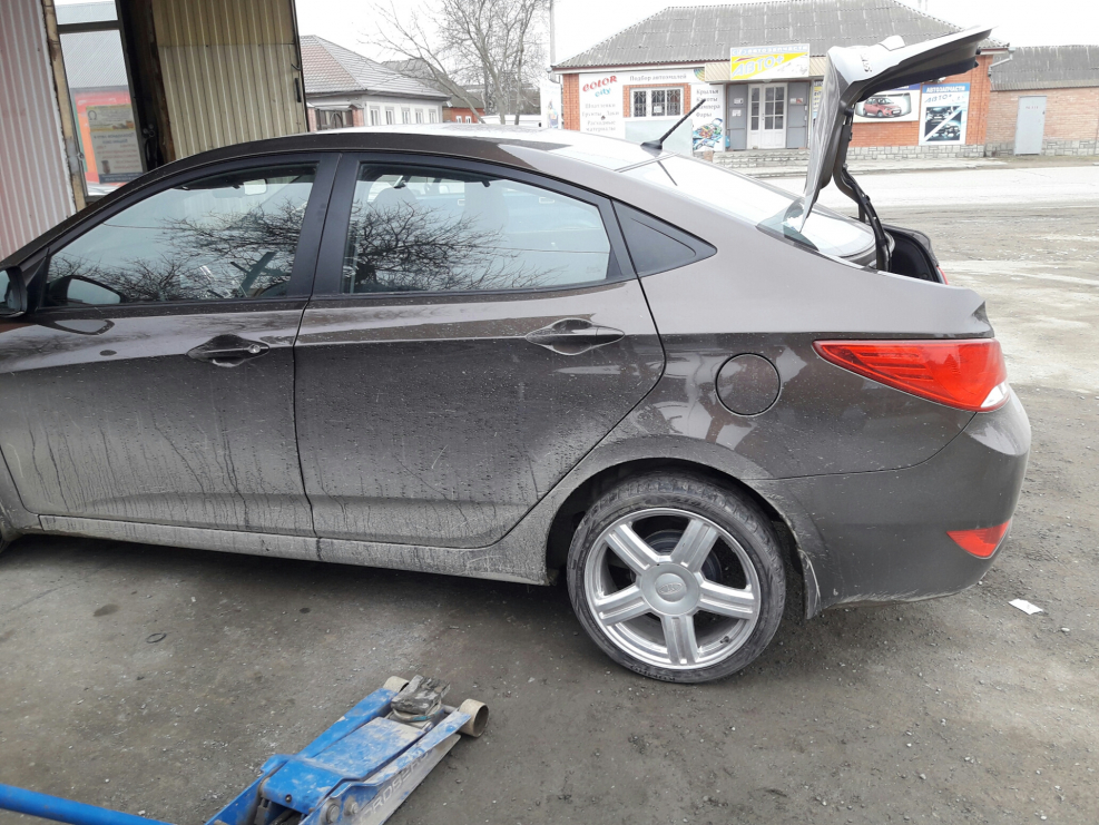 Hyundai Solaris 2012 диски r17