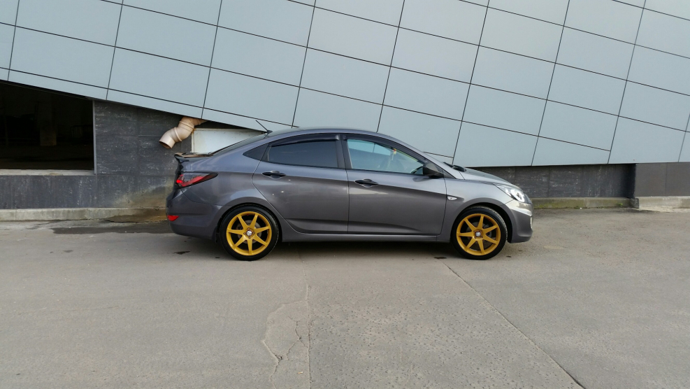 Solaris на колесах r17 Hyundai