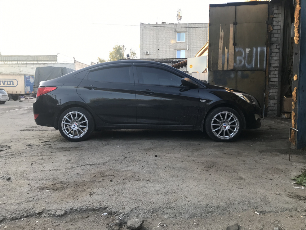 Черный Солярис r17