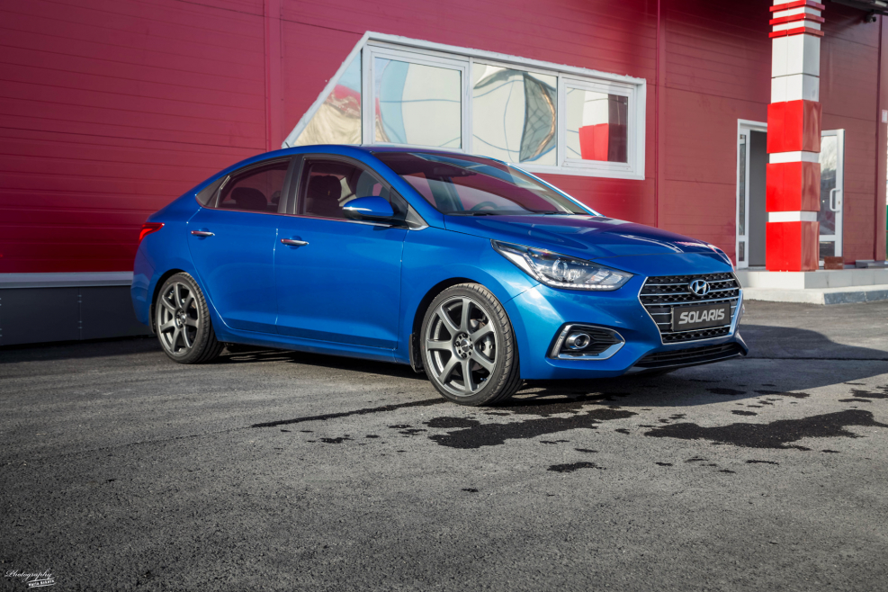 Hyundai Solaris 2017 r 18
