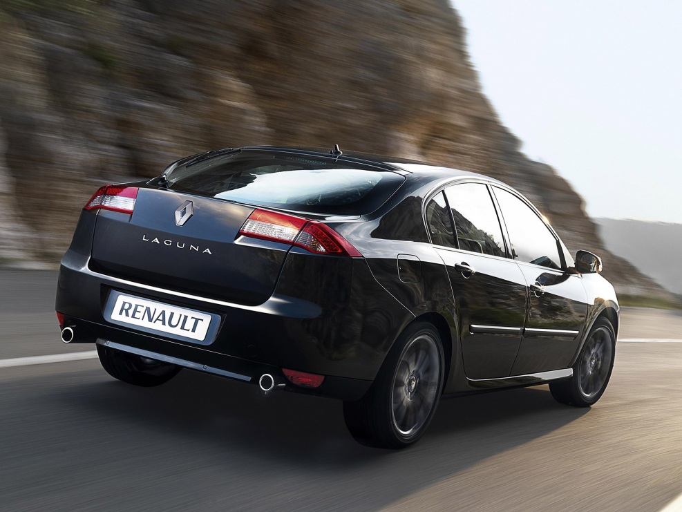 Рено Лагуна 2 2003 года