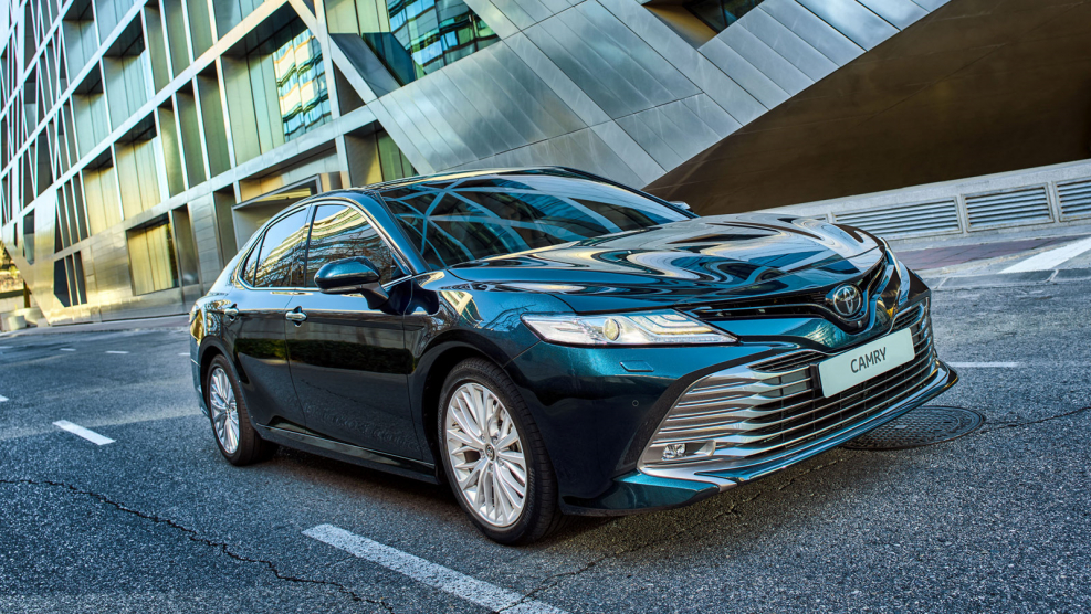Toyota Camry v10
