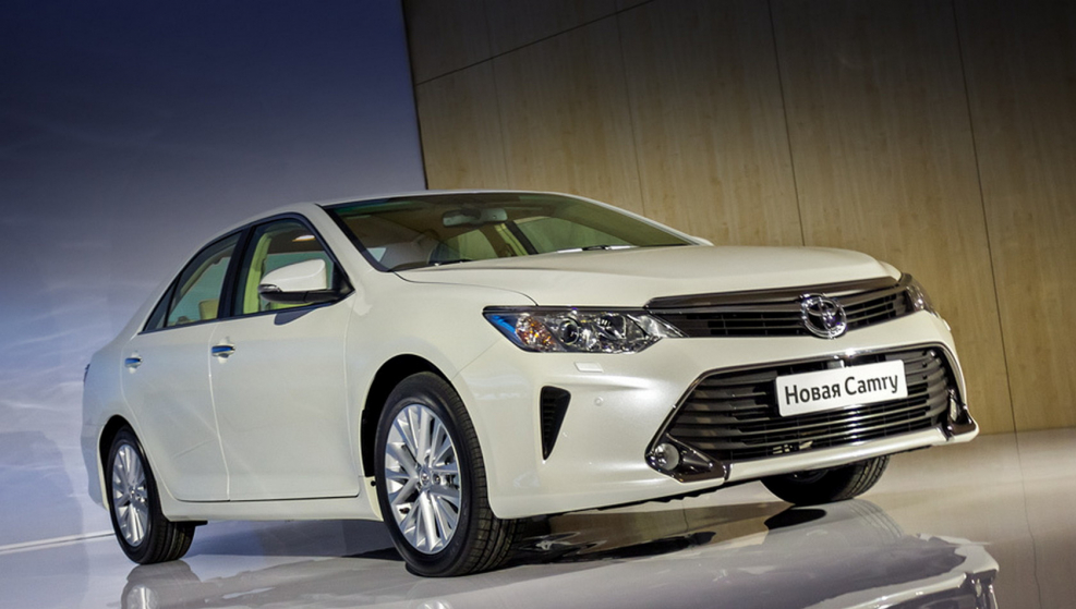 Toyota Camry 2019