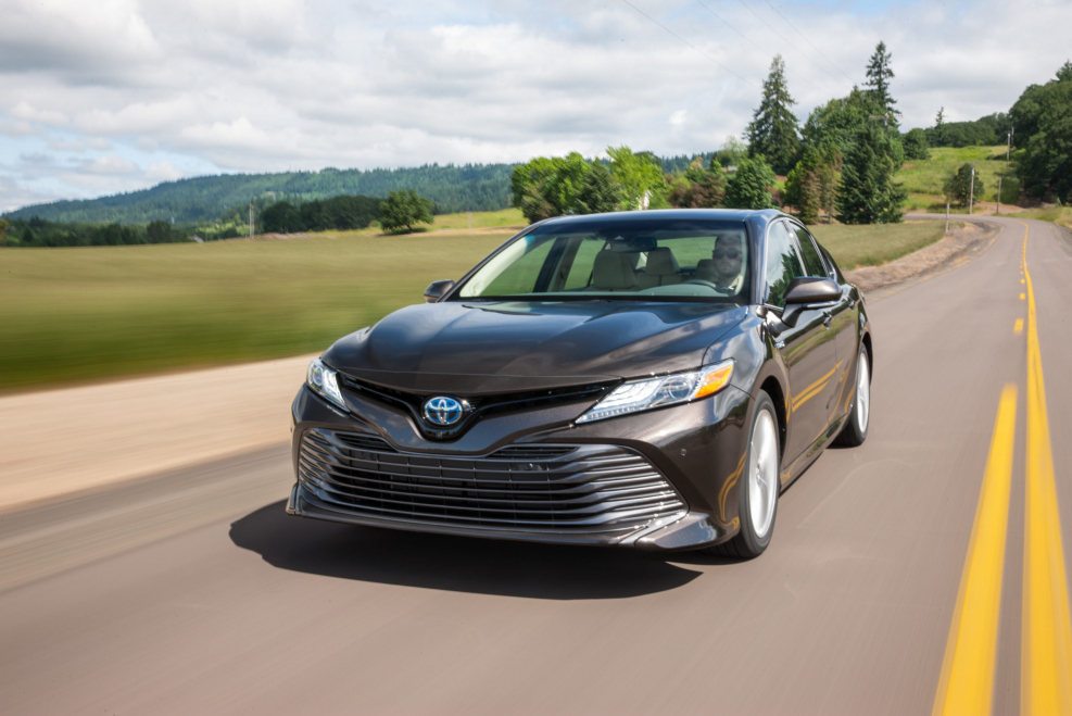Toyota Camry седан 2018