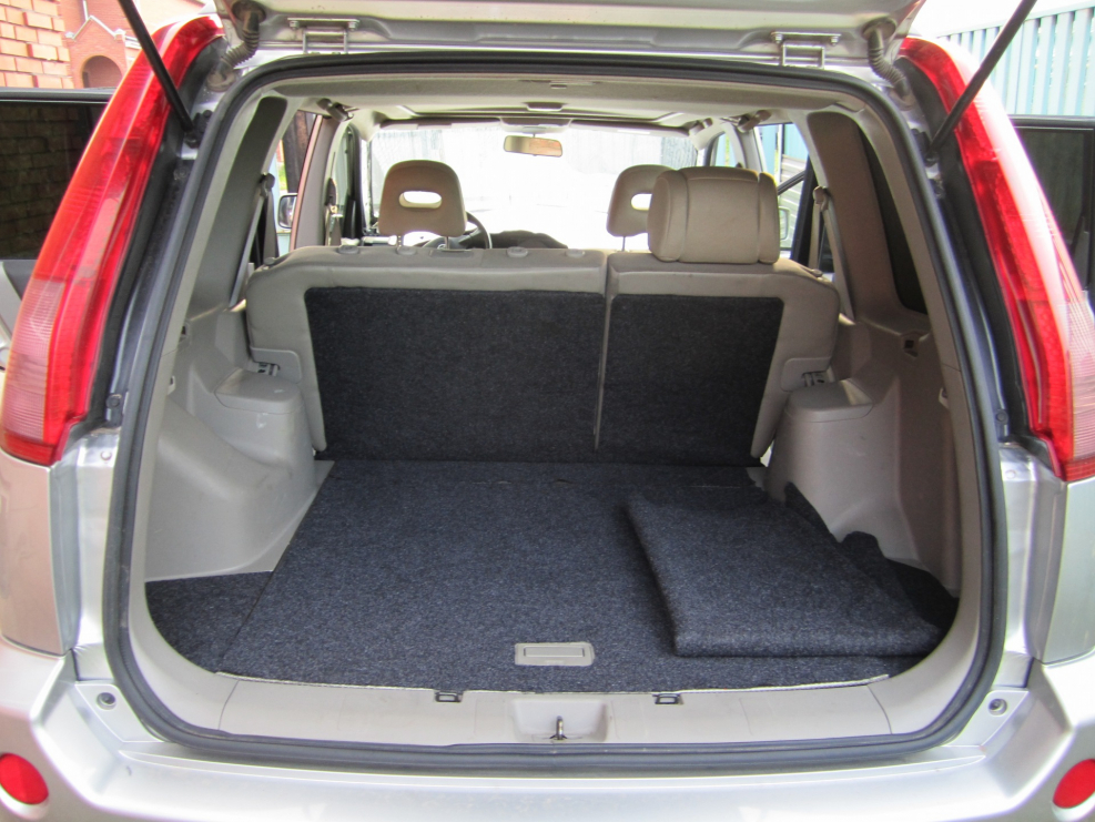 Nissan x-Trail 2006 багажник