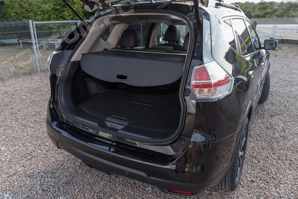 Nissan x-Trail t32 полка в багажник