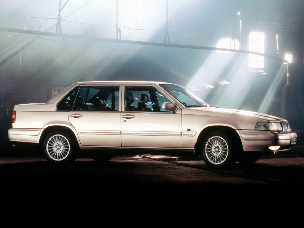 Volvo 960 1990