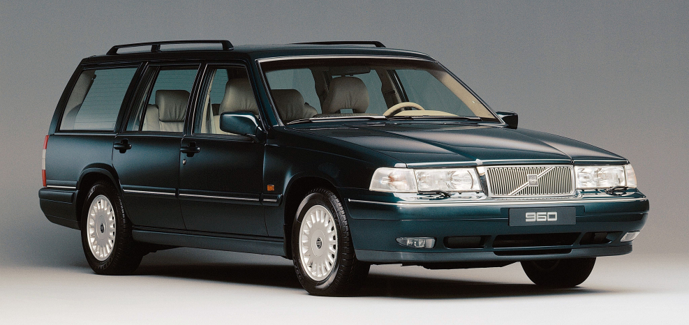 Volvo 960 салон