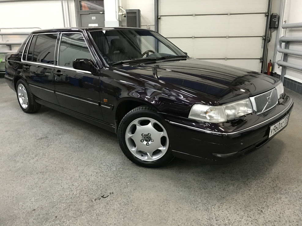 Volvo 960 Royal