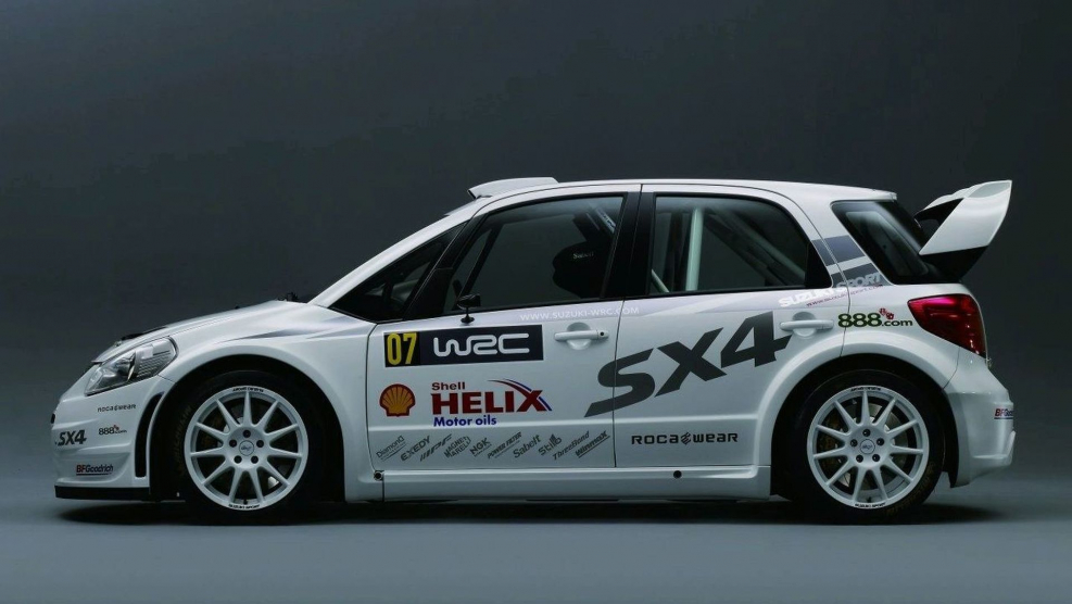 Suzuki sx4 черная