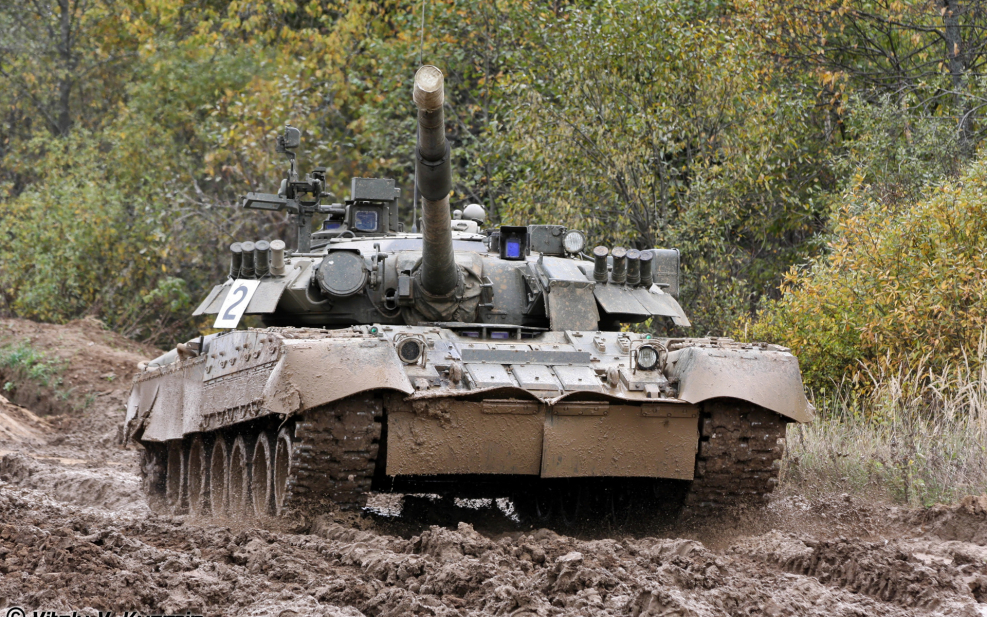 Танк т-80