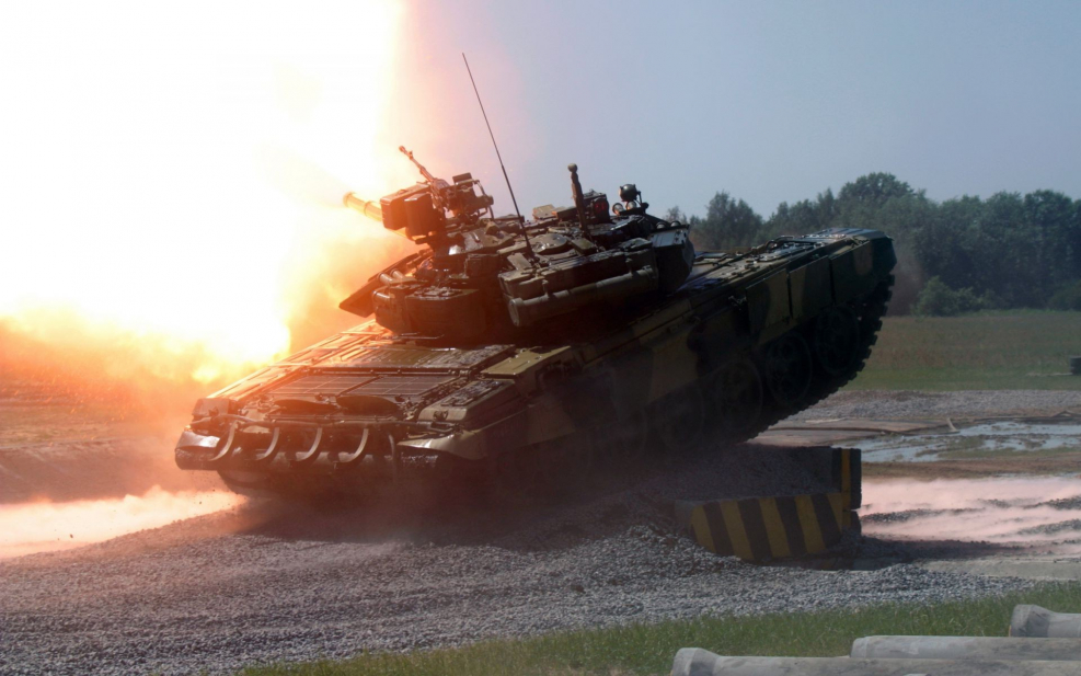 Танк т-90 черный Орел