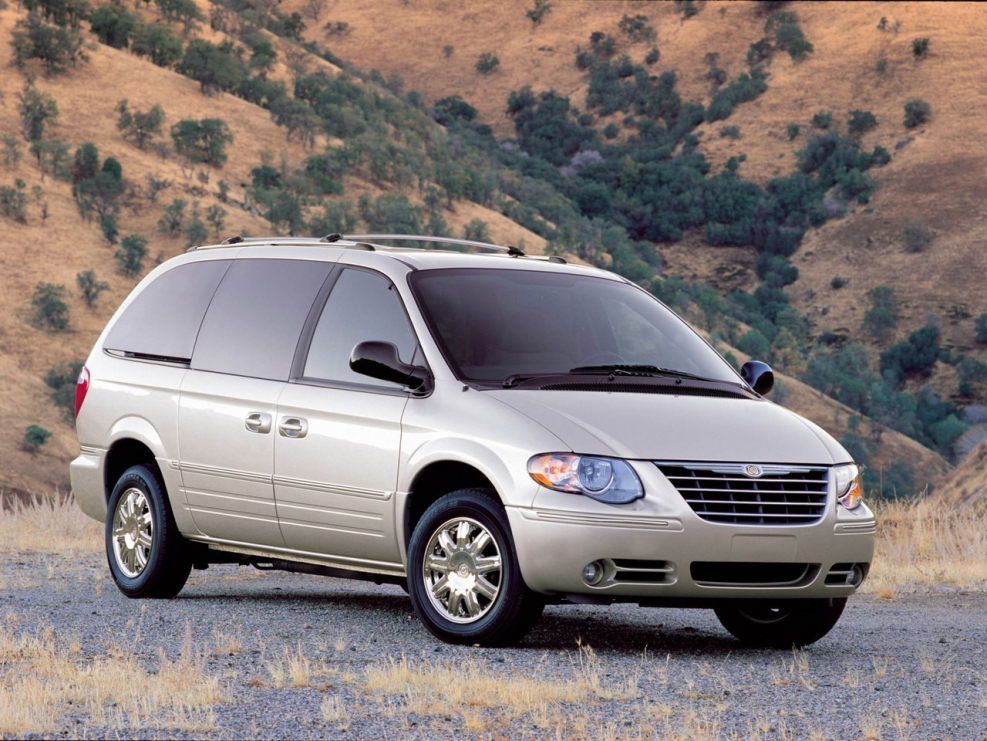 Chrysler Town Country 2004