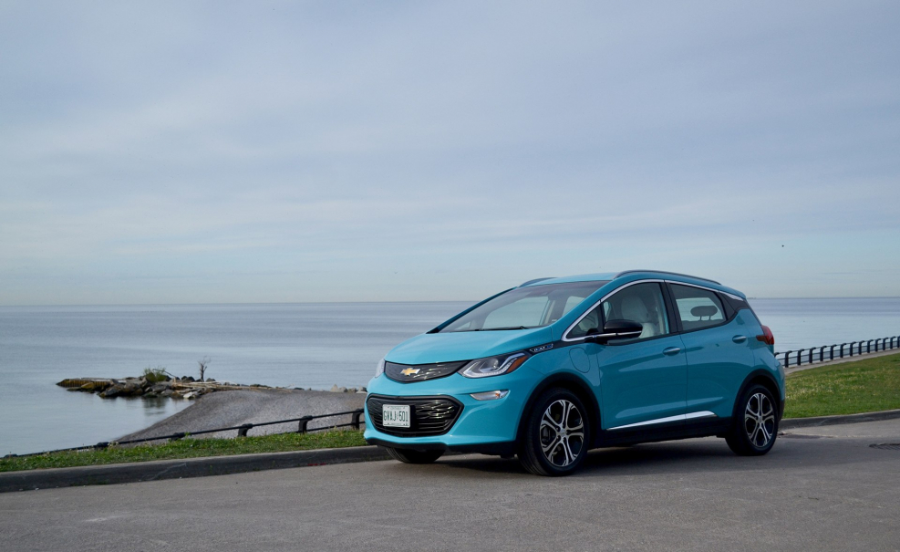 Chevrolet электромобиль Bolt