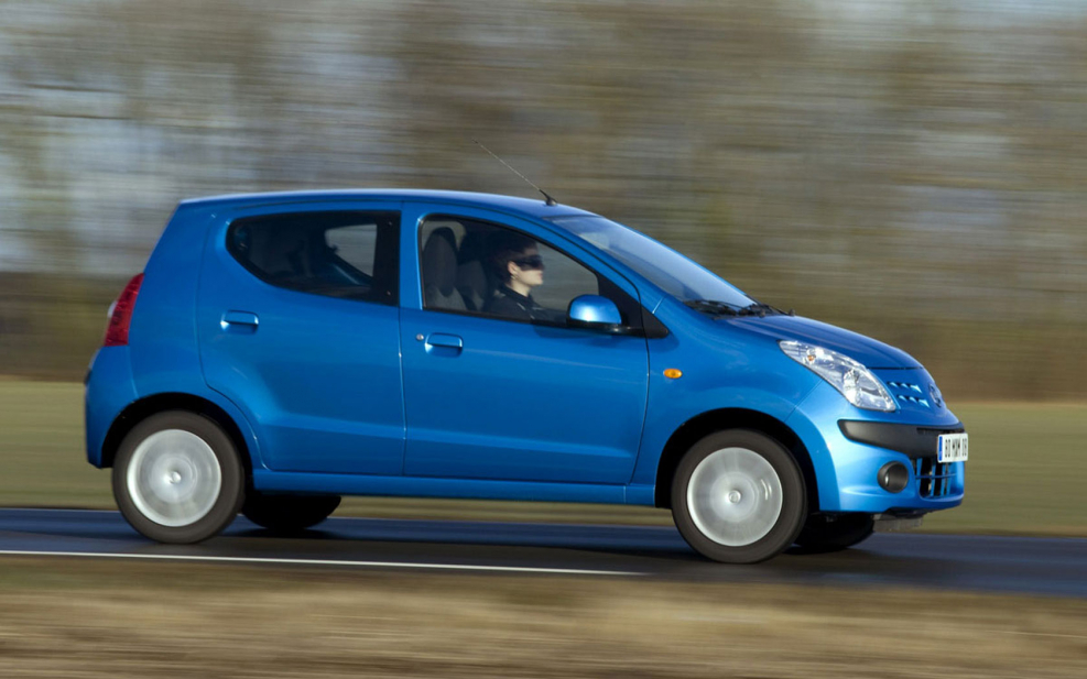 Nissan Micra k13 обои