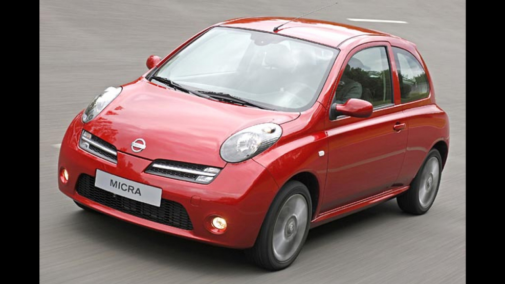 Nissan Pixo 1 поколение хетчбэк