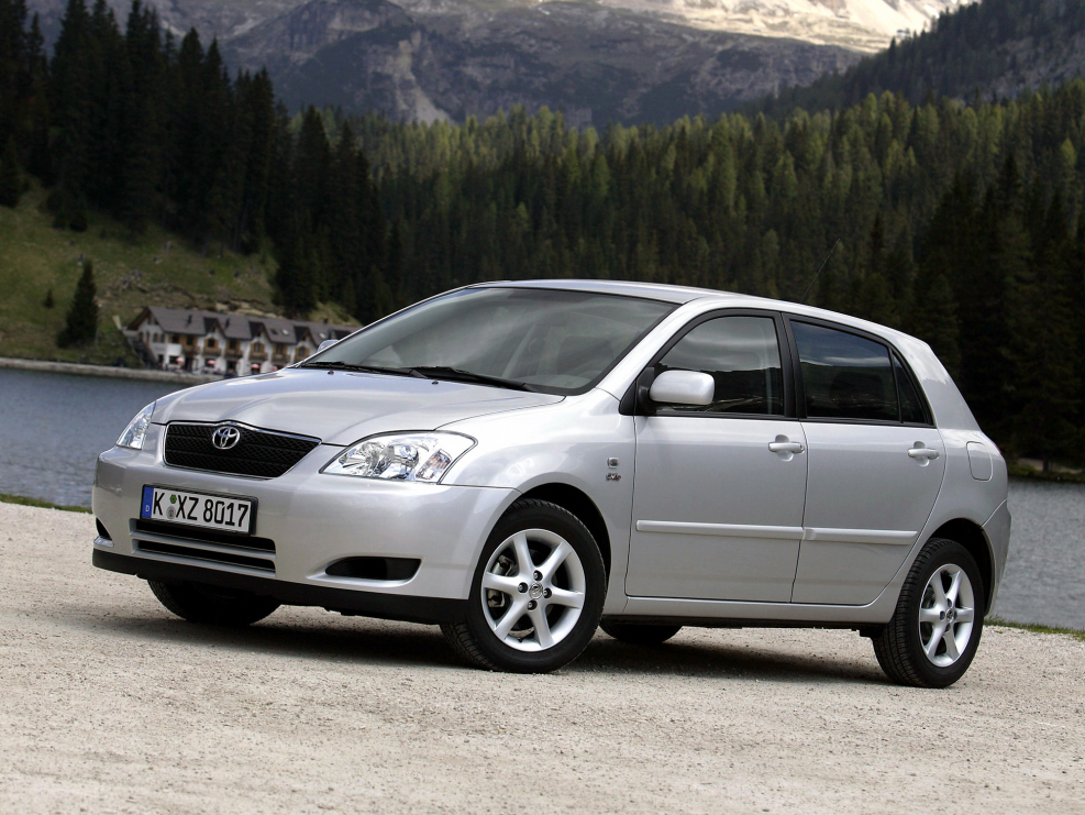 Toyota Corolla e120 хэтчбек