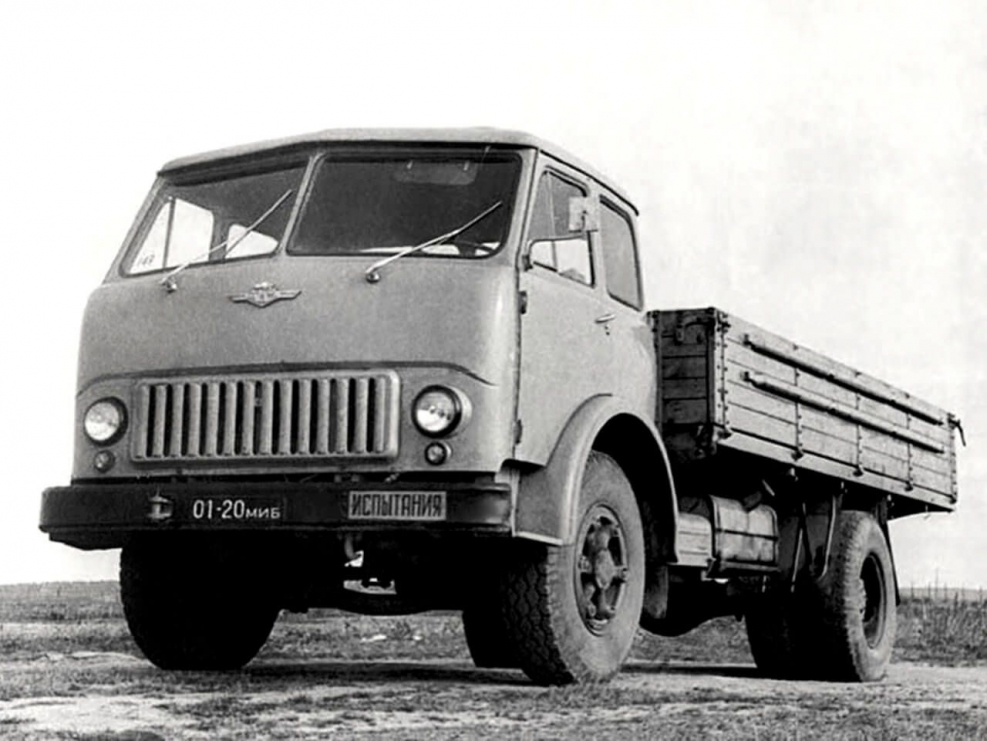 Грузовик МАЗ 500