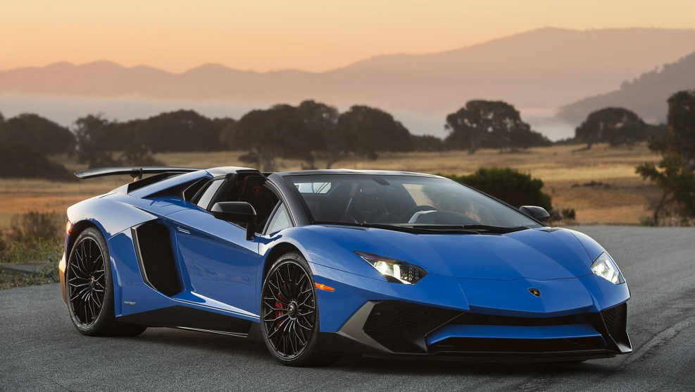 Lamborghini Aventador lp720-4 50