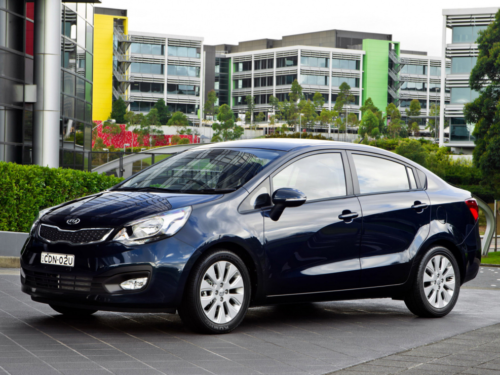 Kia Rio 2011 седан черная