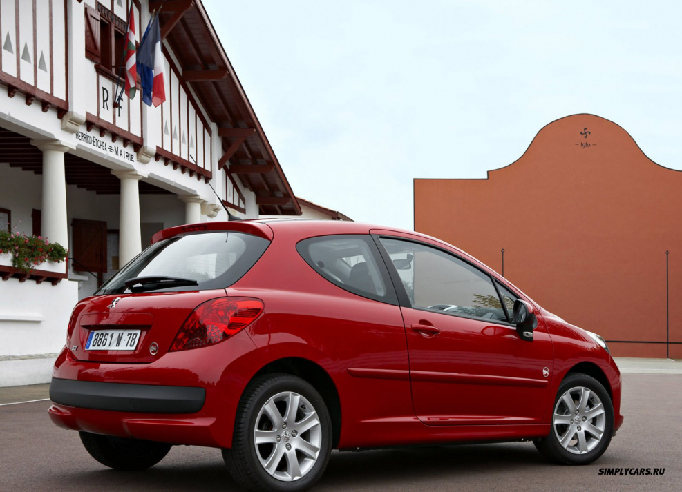 Peugeot 207 трехдверный