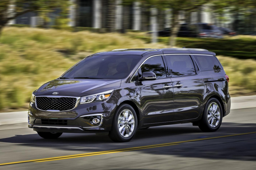 Kia минивэн Carnival 2020