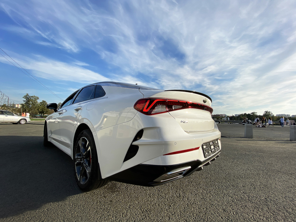 Kia k5 2020 белый перламутр