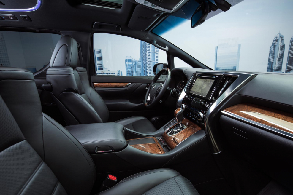 Toyota Alphard 2015 салон