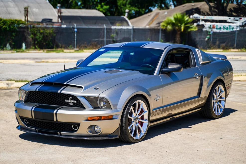 Ford Shelby gt500 2013