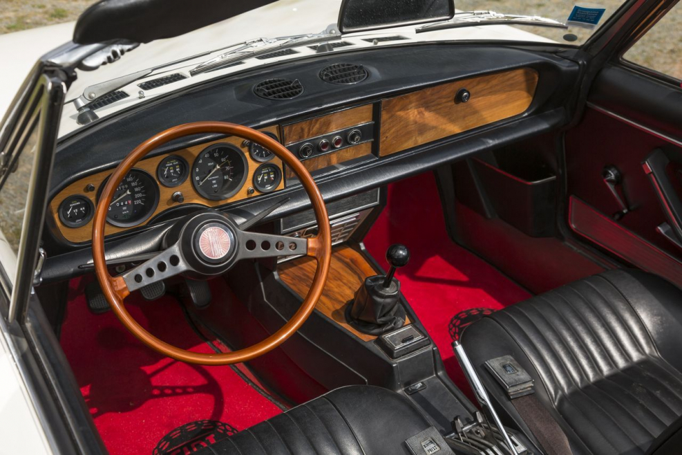 Фиат 124 Spider 1966