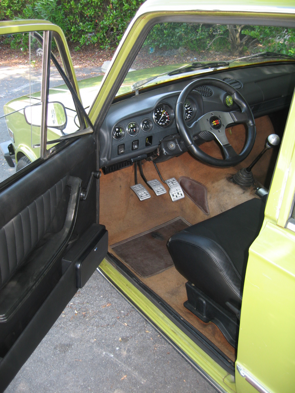 Fiat 124 и ВАЗ 2101 салон
