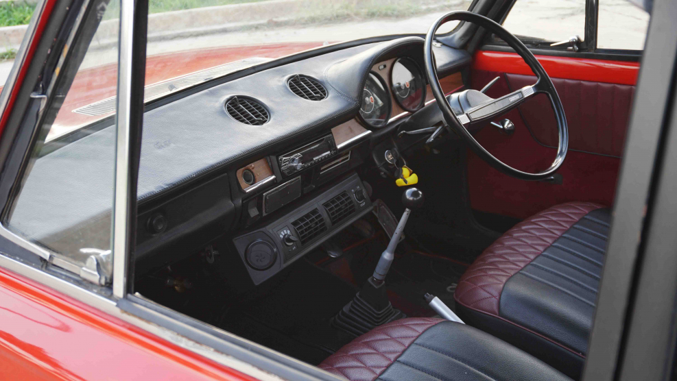 Fiat 124 салон