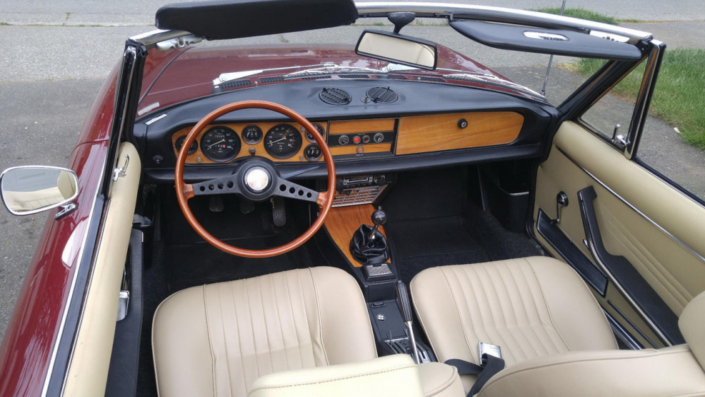 Fiat 125 Interior