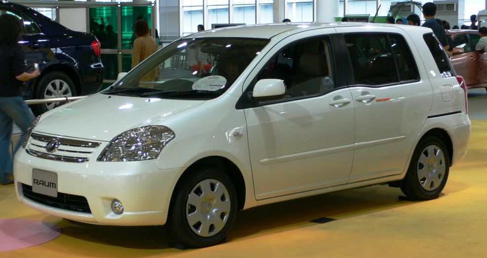 Toyota Raum i