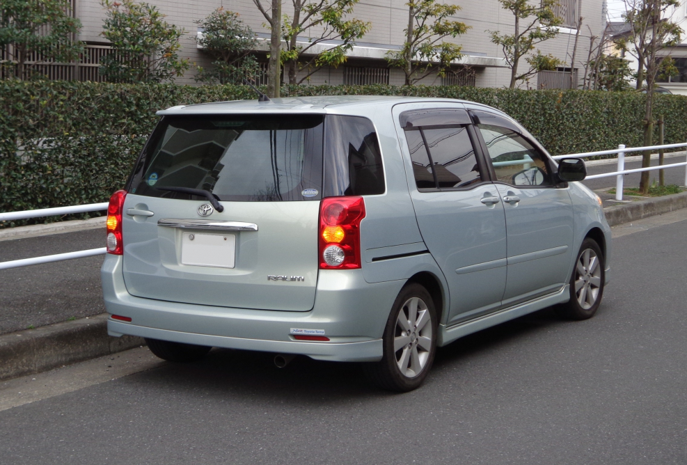 Toyota Raum
