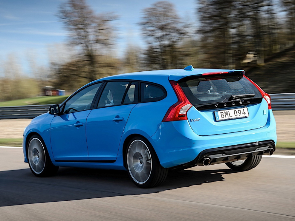 Volvo хэтчбек v60