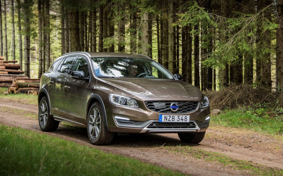 Вольво кросс Кантри v60