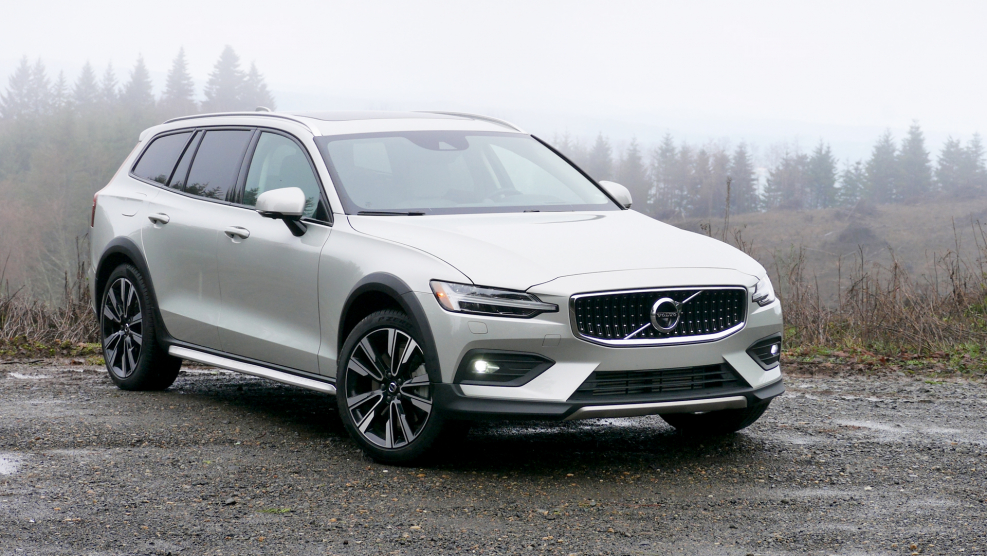 Вольво v60 Cross Country 2020