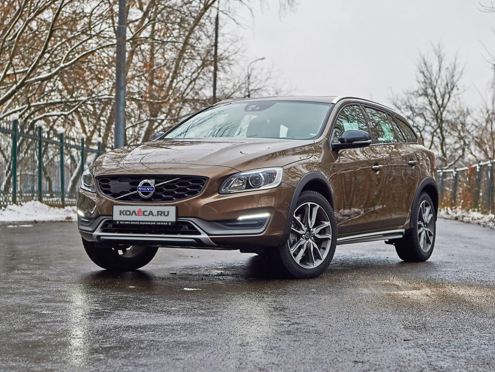 Вольво v60 Cross Country