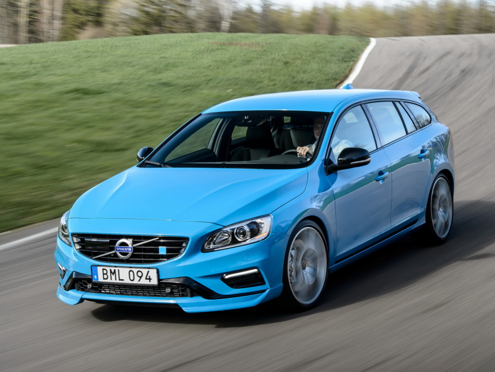 Вольво полестар v60