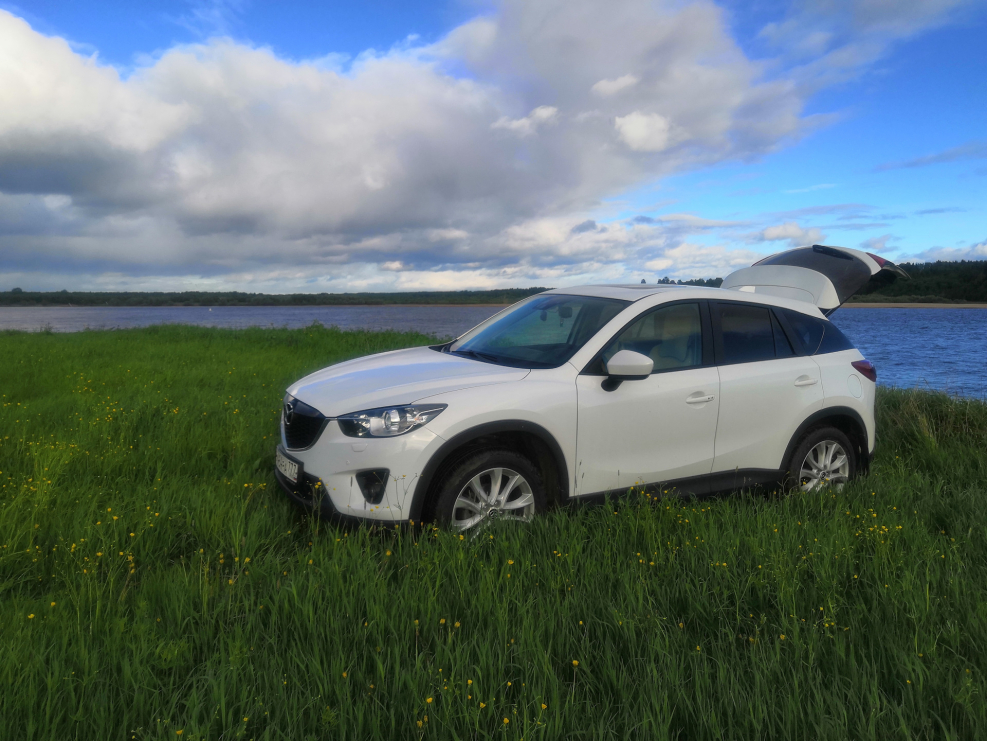 Mazda CX 5 белая бункер