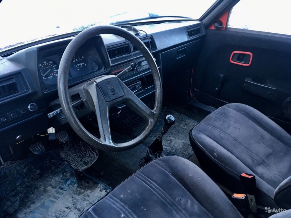 ЗАЗ 1102 Таврия салон