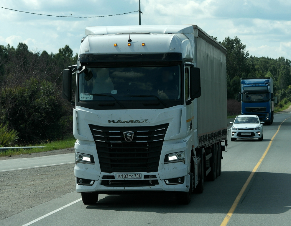 Новый КАМАЗ 54901
